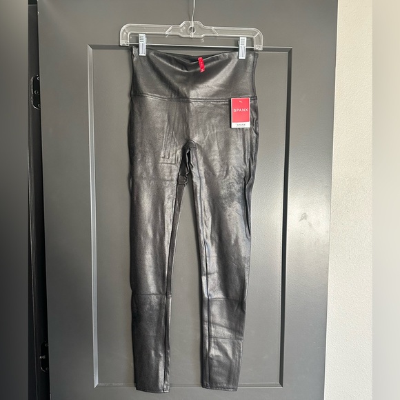 SPANX Pants - Spanx Faux Leather leggings M